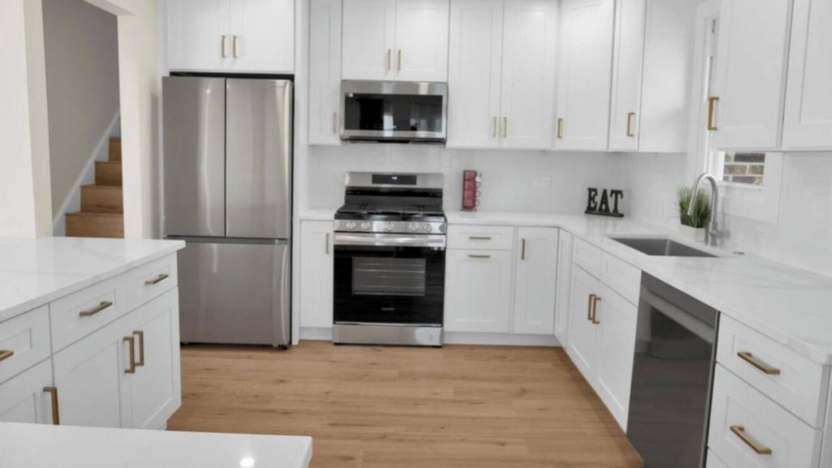 Tinley Park House | Delightful 4-bedroom house with AC in Tinley Park