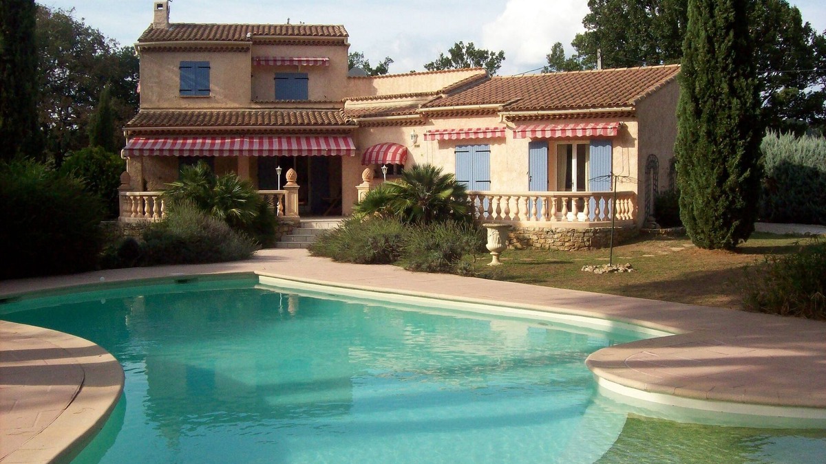 Vidauban Villa | Delightful 4 Bedroom Villa With Private Heated Pool And Air Conditioning