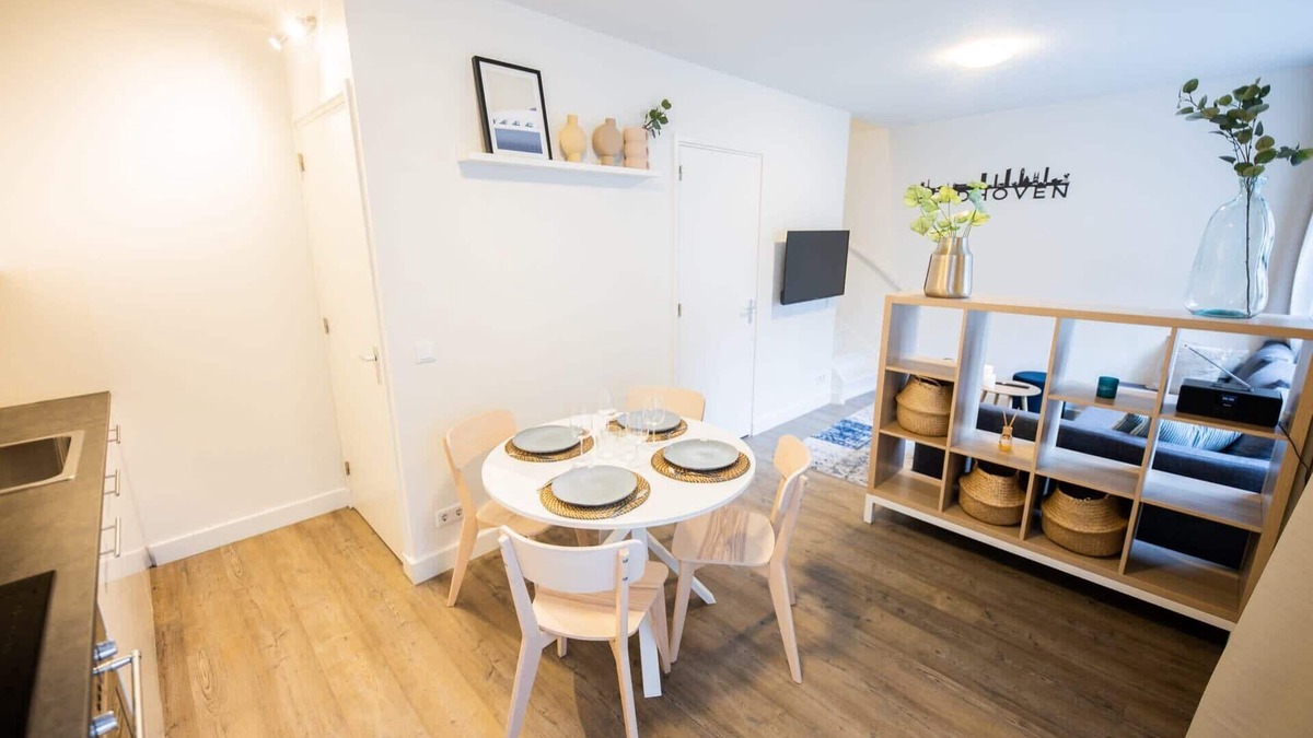 Binnenstad Apartment | Delightful 50m² Two-Bedroom Apartment (SD-23-L)