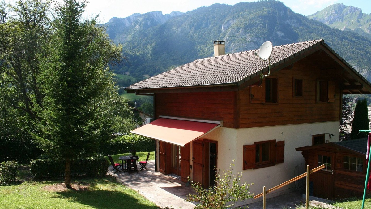 Le Biot Ski Chalet | Delightful Chalet, village location, garden, parking, views and WiFi