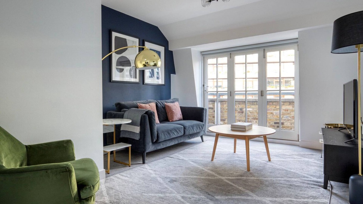 Barbican Apartment | Delightful City of London 2BR w/Balcony, nr Tube Station, by Blueground