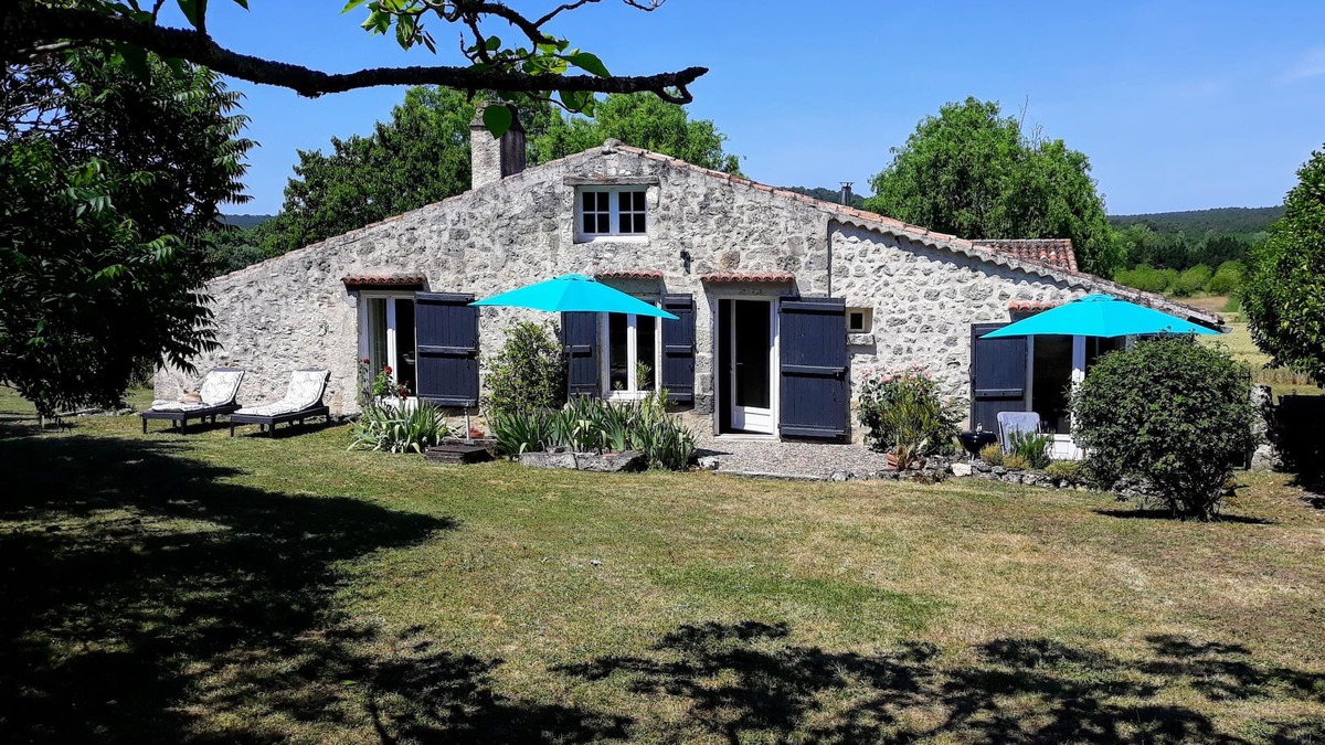 Nerac Cottage | Delightful cottage apartment in Bucolic Gascony