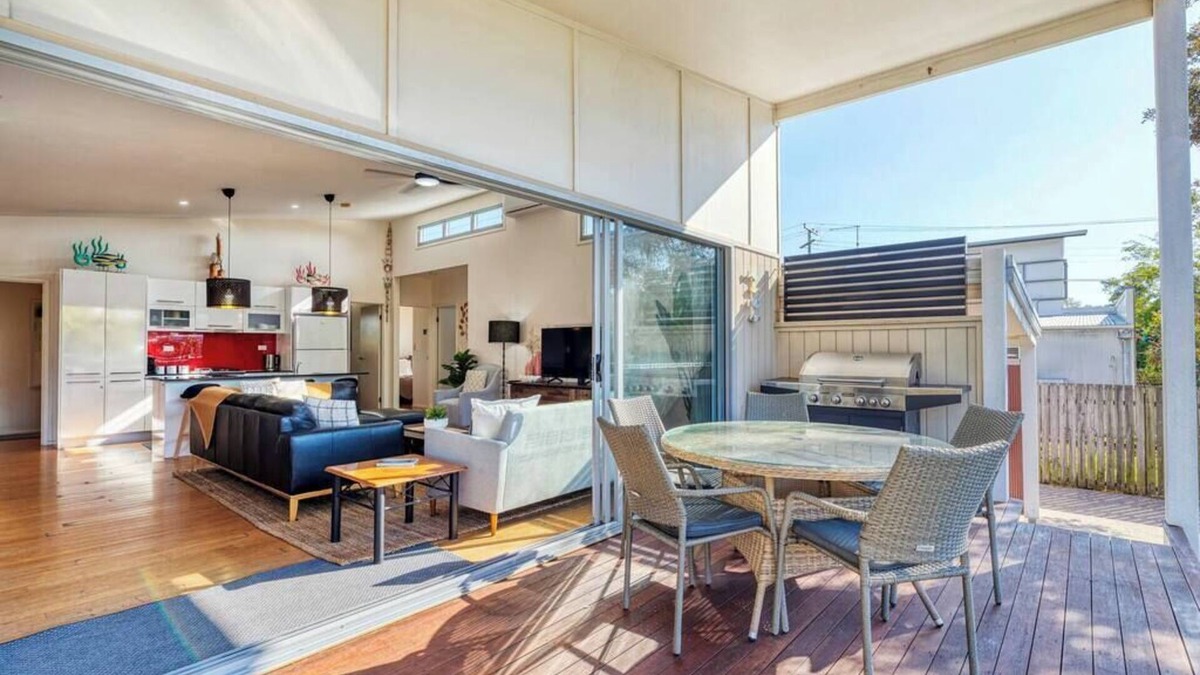 Dicky Beach House | Delightful Dicky Beach Holiday House
