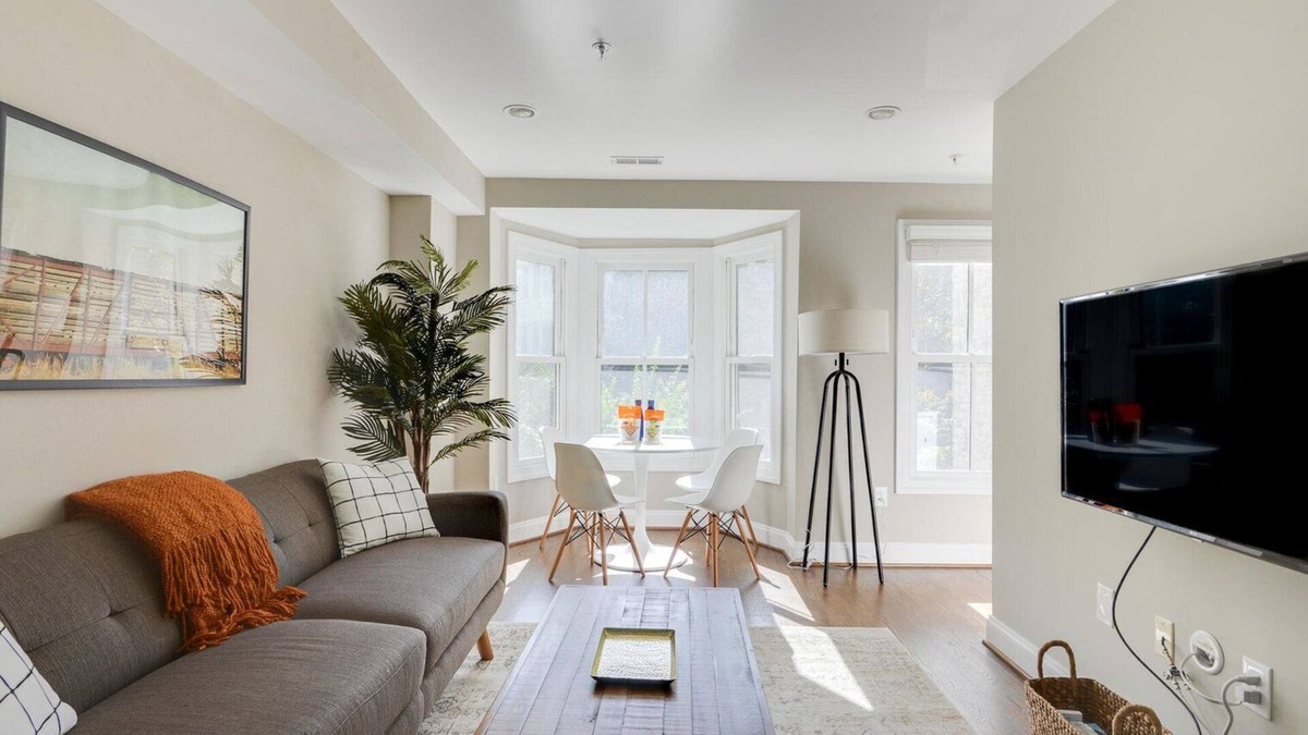 Dupont Circle House | Delightful Dupont Circle 1BR w/W/D, nr Metro & Nightlife, by Blueground