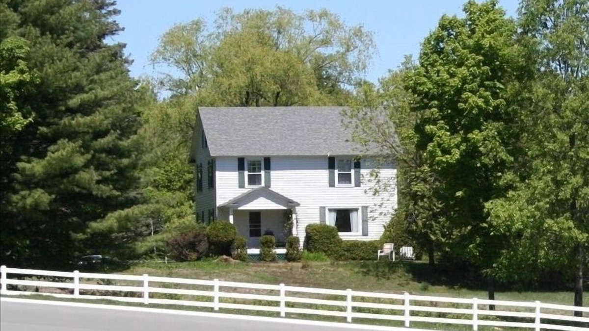 Chestertown House | Delightful Family Retreat on large forested property