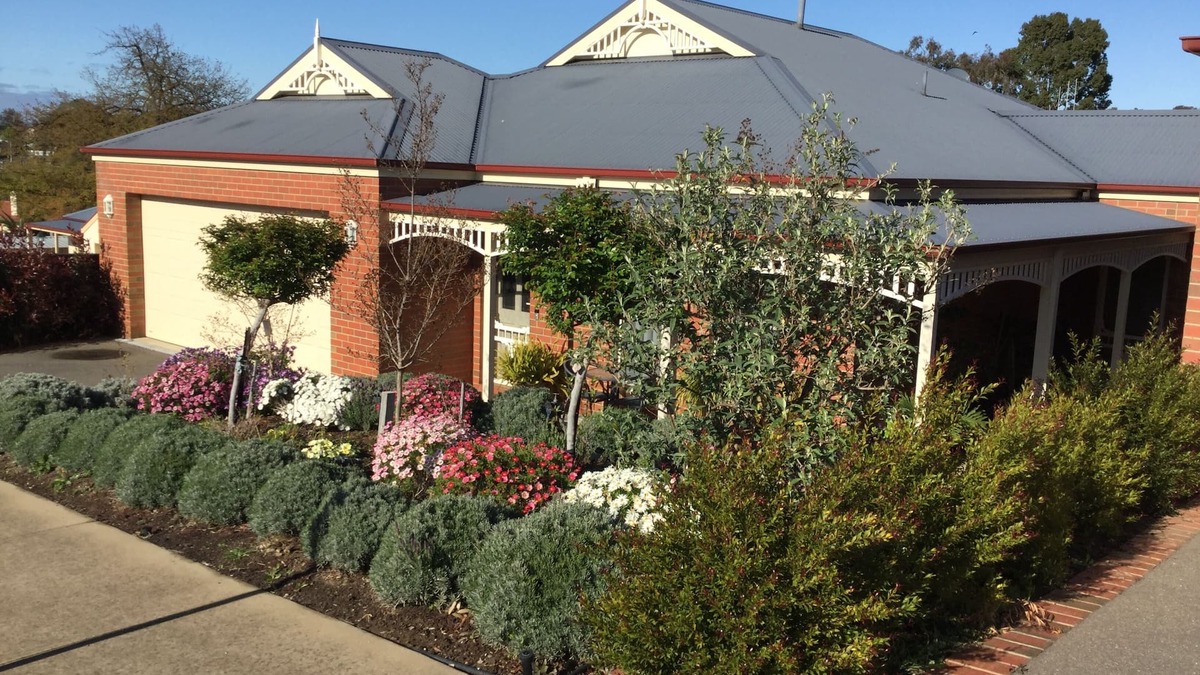 Ironbark House | DELIGHTFUL HOME AWAY FROM HOME 5 MINUTE DRIVE FROM BENDIGO CBD