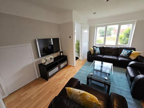 Aldershot House | Delightful home in serene locale