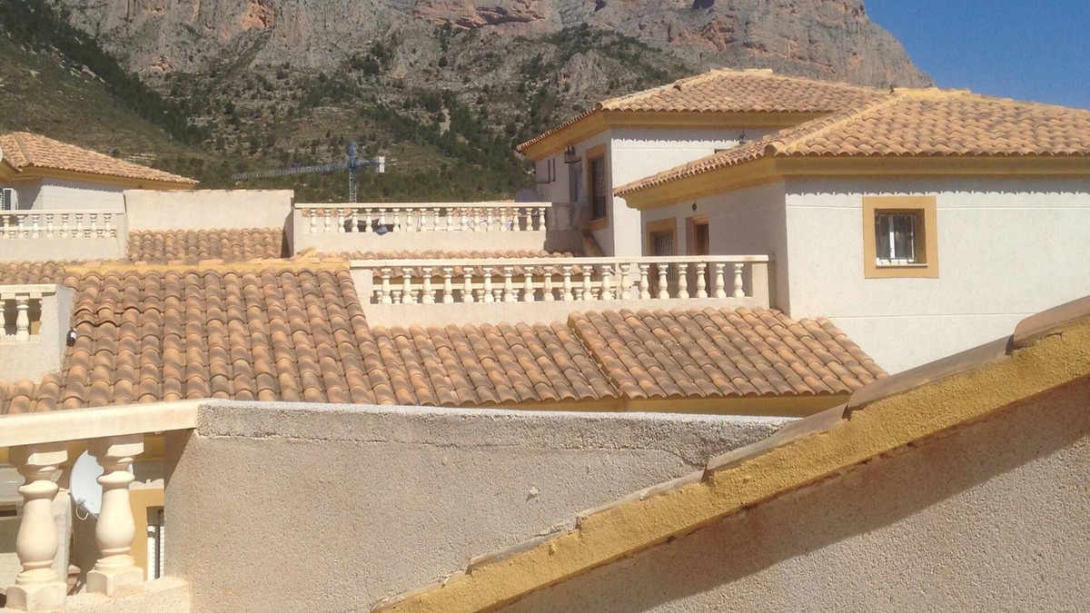 La Colina House | Delightful House With Views across the coast of Altea close to all amenities