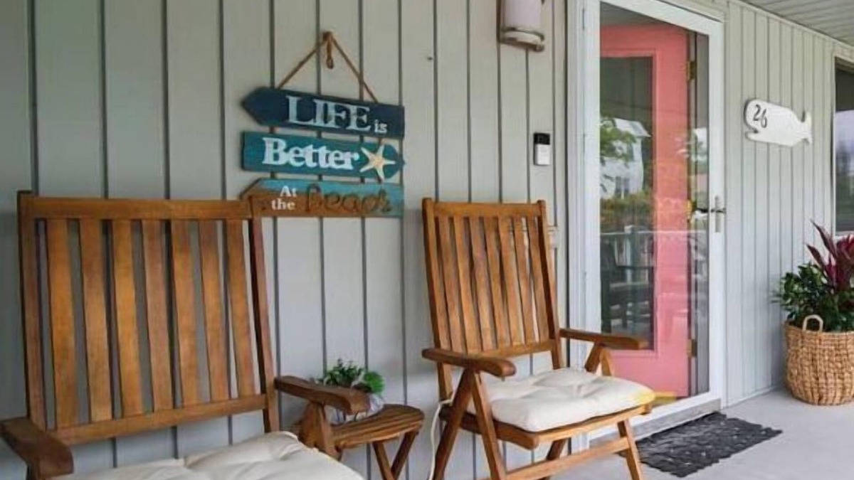 New London House | Delightful & Modern seaside escape/Handicap Access