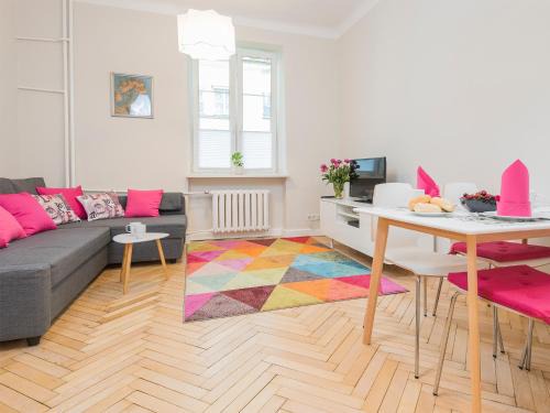 Nowe Miasto Apartment | Delightful New Town Square Apartment