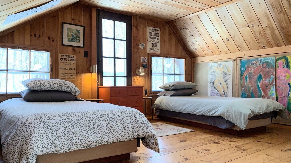 Alstead Cabin | Delightful rustic cabin with WiFi in Alstead
