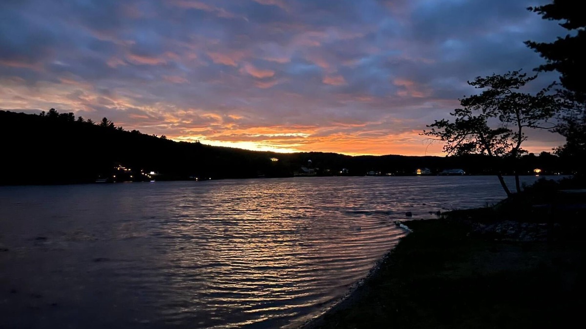Cambridge RV Rental | Delightful RV Rental Surrounded by Woods