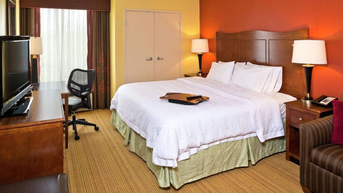 Nottingham House | Delightful Staycation! W/ Free Airport Transfer