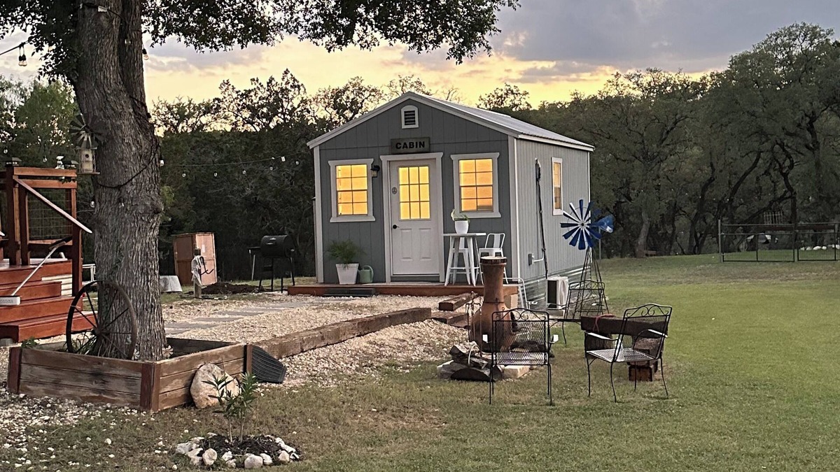 Lakehills Cabin | Delightful Tiny House - Our little piece of paradise in Lakehills Tx.