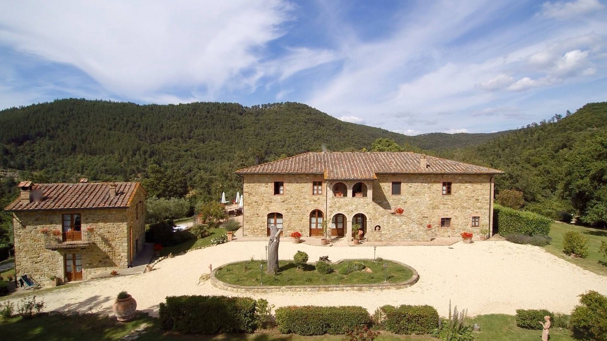 Radicondoli Villa | Delightful villa in the heart of Tuscany