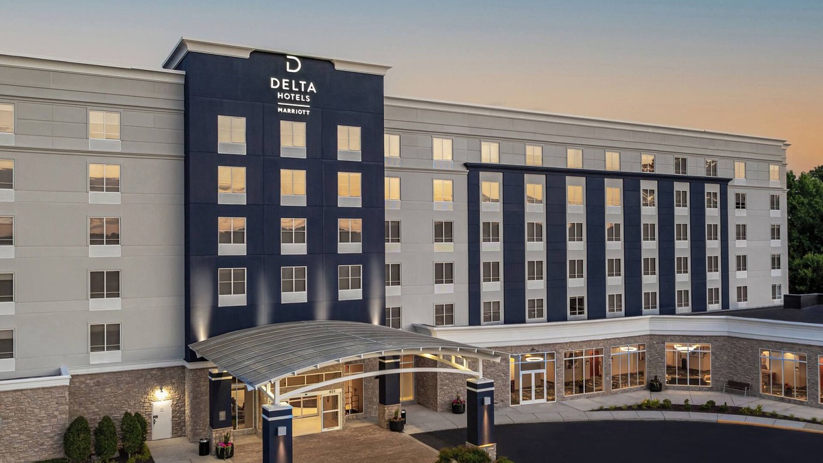 Colonial Heights Hotel | Delta Hotels by Marriott Colonial Heights