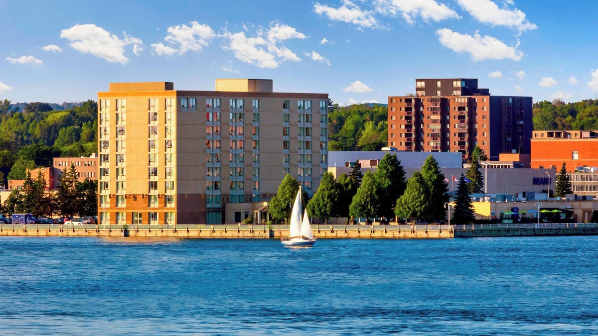 Algoma District Hotel | Delta Hotels by Marriott Sault Ste. Marie Waterfront