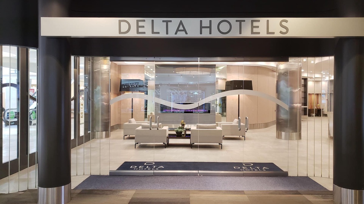 Downtown Edmonton Hotel | Delta Hotels by Marriott Edmonton Centre Suites