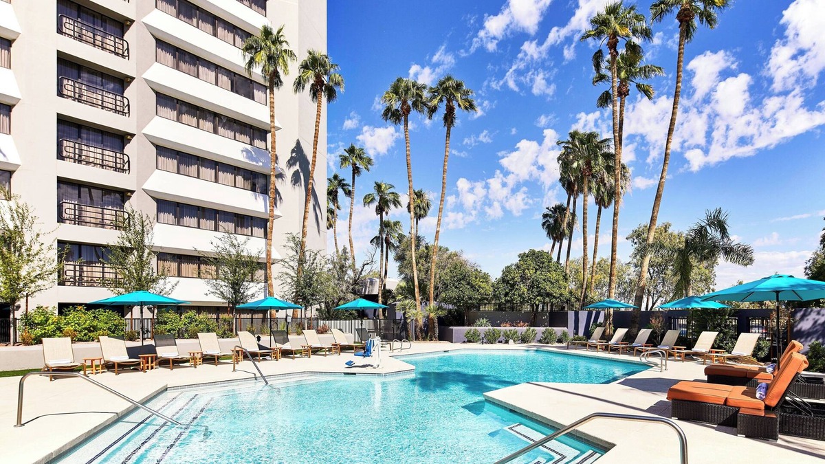 Mesa Hotel | Delta Hotels by Marriott Phoenix Mesa