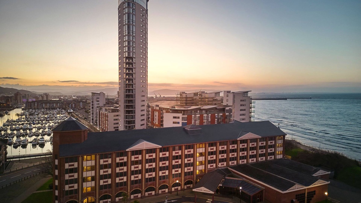 Castle Hotel | Delta Hotels by Marriott Swansea