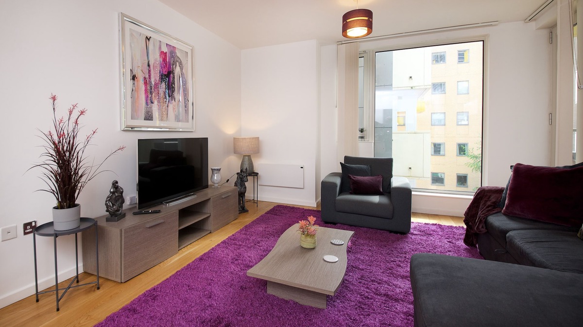 Northern Quarter Apartment | Deluxe 2 Bed 2 Bath Spacious City Centre Apartment