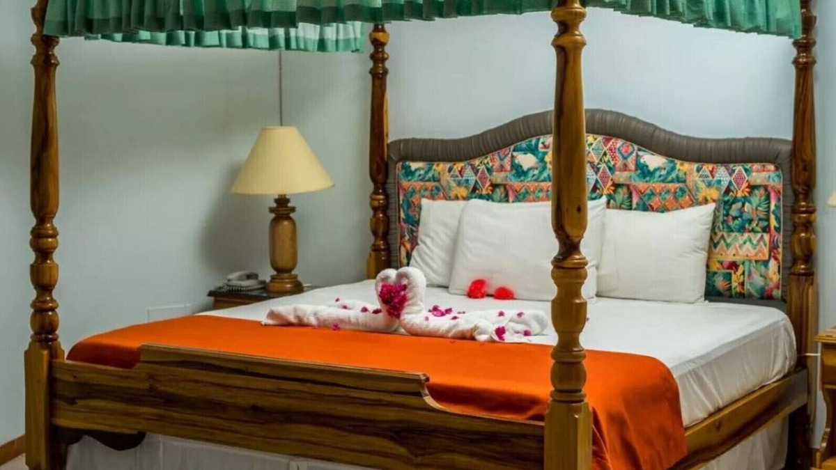 Runaway Bay Resort | Deluxe 2, kitchenette