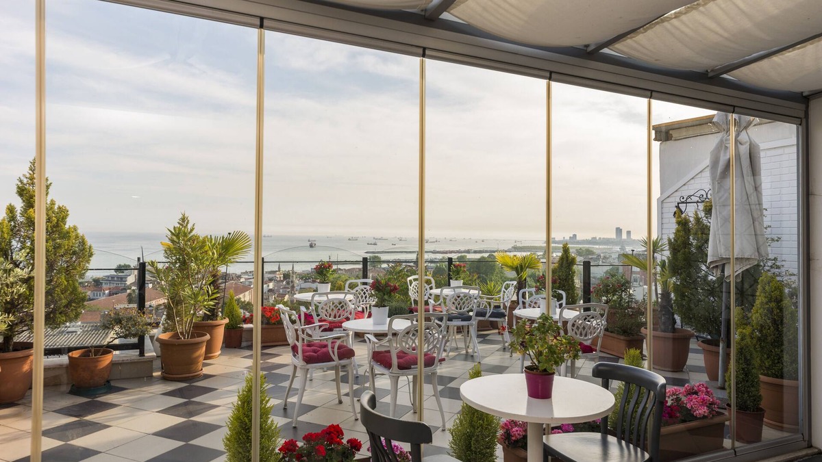 Sultanahmet Apartment | Deluxe -5 Modern Seaview Apart in The Old City Center Sultanahmet Istanbul