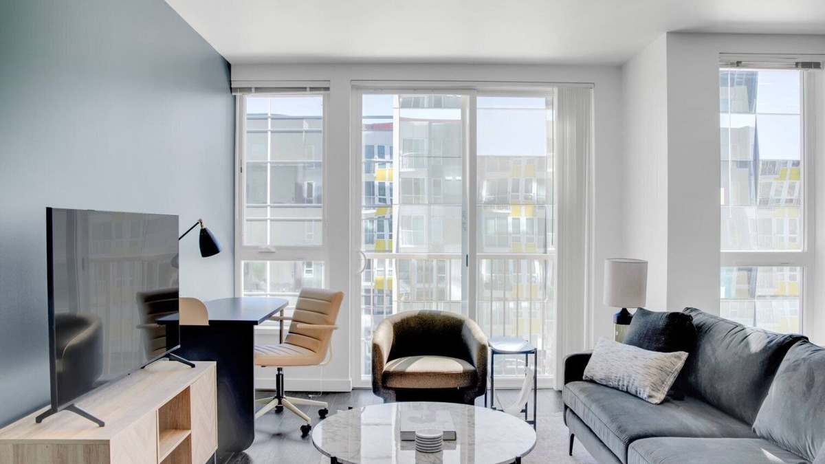 Wilburton Apartment | Deluxe Bellevue 1BR w/Gym & W/D, near Spring District, by Blueground