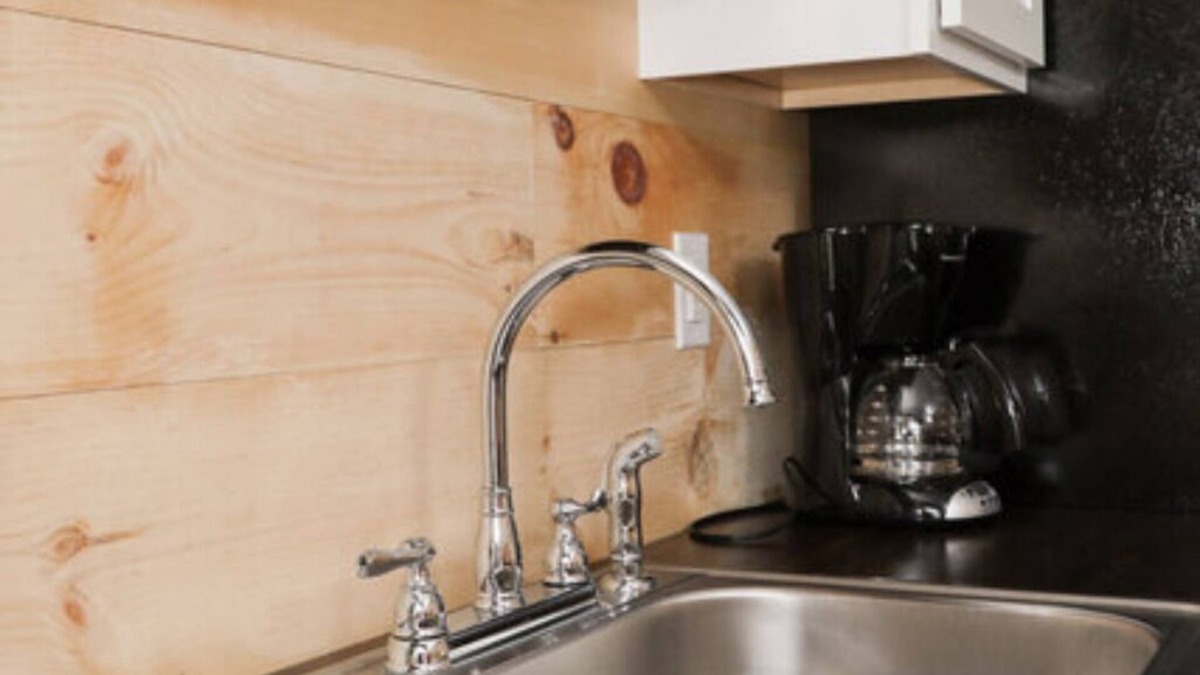 Milroy Cabin | Deluxe Cabin 5 - Hartman Center