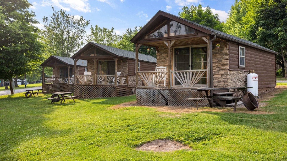 Mifflinburg Cabin | Deluxe Cabin7 Within Campground