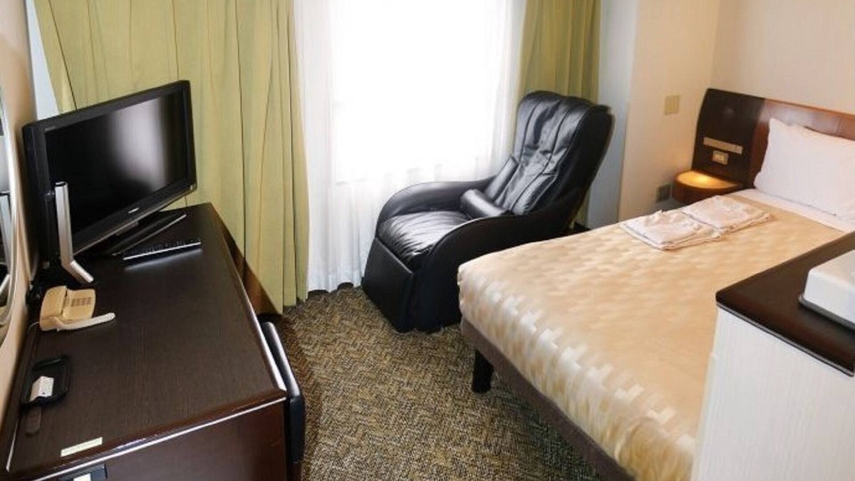 Matsuyama Hotel | Deluxe double Nonsmoking Corner room With mas/Naha Okinawa