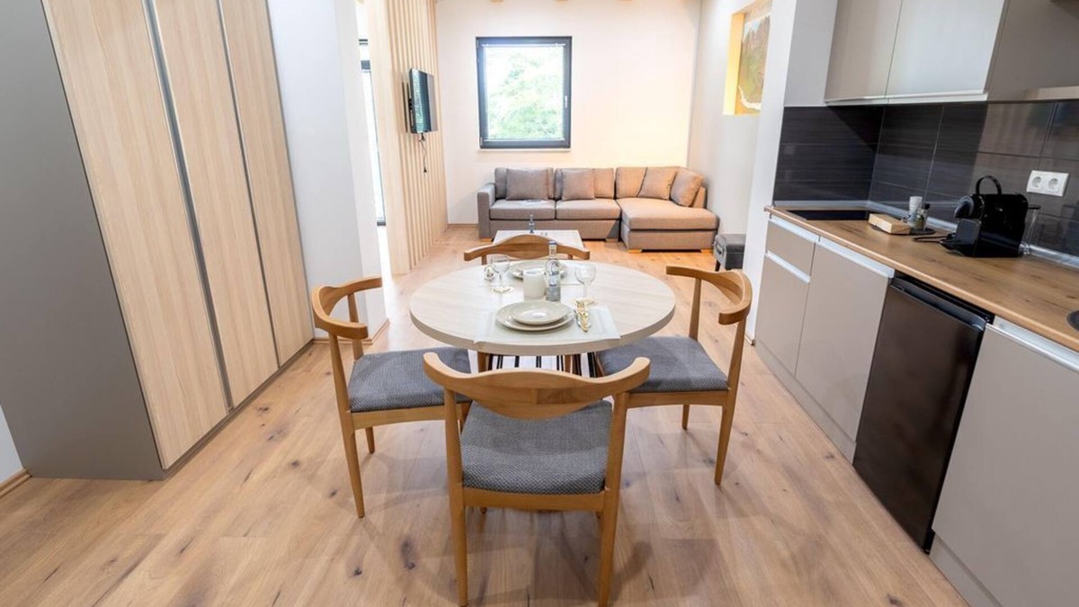 Willroth Apartment | Deluxe double room - Colakation GmbH