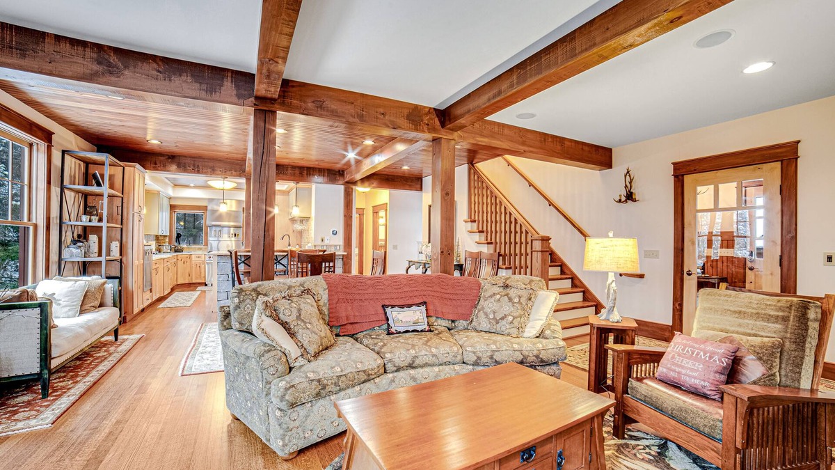 North Creek House | Deluxe, Four-Story Mountain Home with Fast WiFi and Central AC - Near the Slopes