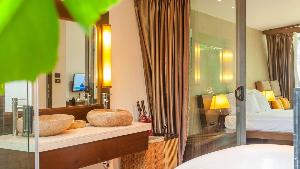 Phuc Yen Villa | Deluxe Hilltop Villa in Flamingo Dai Lai Resort