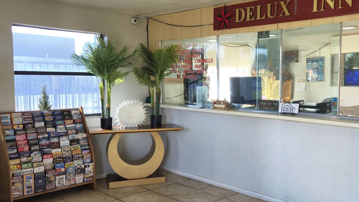 Grand Prairie Hotel | Deluxe Inn Motel By Oyo Grand Prairie Interstate 30