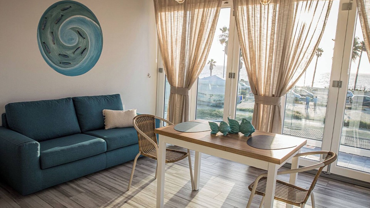 Calimera Bed & Breakfast | Deluxe Mistral Apartment - Sea View