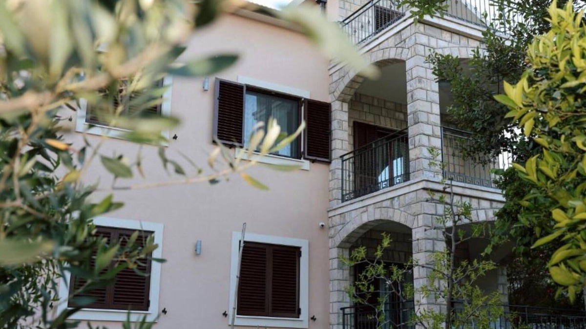 Bijela Apartment | Deluxe One Bedroom Apartment with Balcony