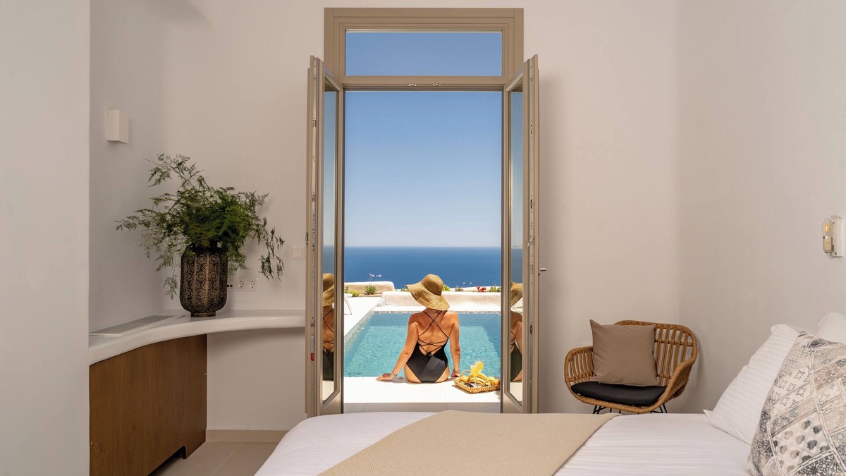 Imerovigli Villa | Deluxe Private Villa with Pool and Sea View