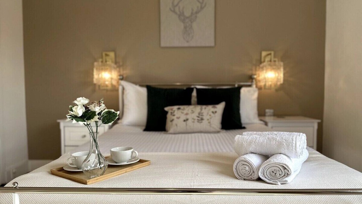 Hull House | Deluxe Stays @ Libra Spaces