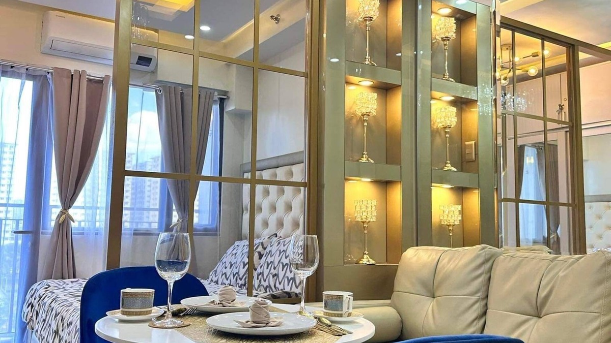 Barangay 76 Condo | Deluxe Suit Room