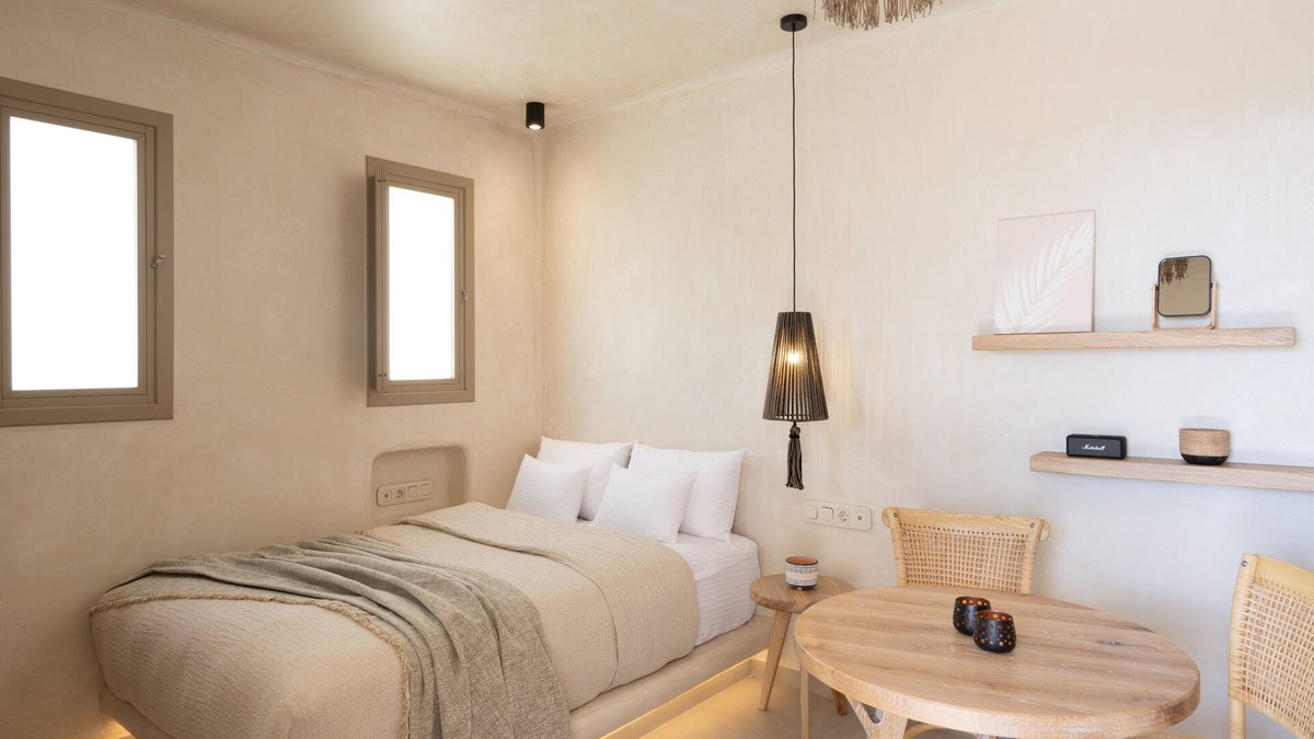 Vothon Apartment | Deluxe Suite with private Pool