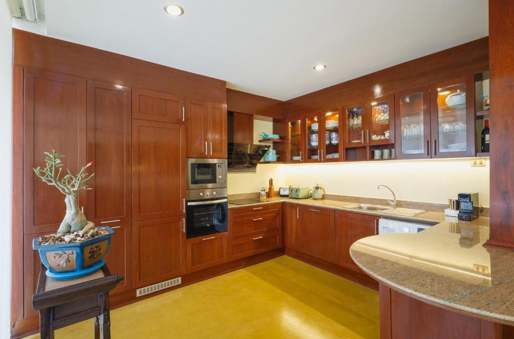 Old City House | Deluxe Town House in the Old City