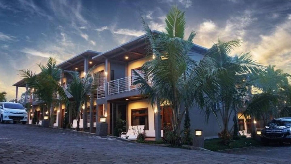 Banyuwangi Apartment | Deluxe Twin Room at Tamansari, Banyuwangi