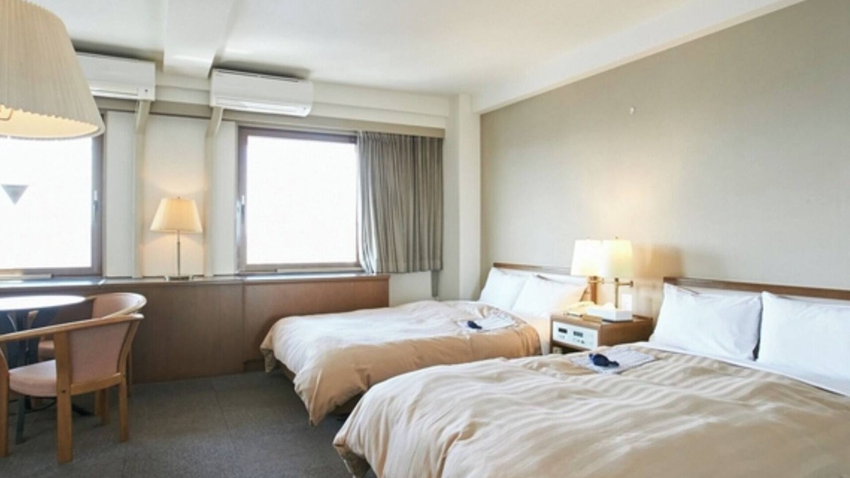 Izumisano Hotel | Deluxe Twin Room /Izumisano Ōsaka
