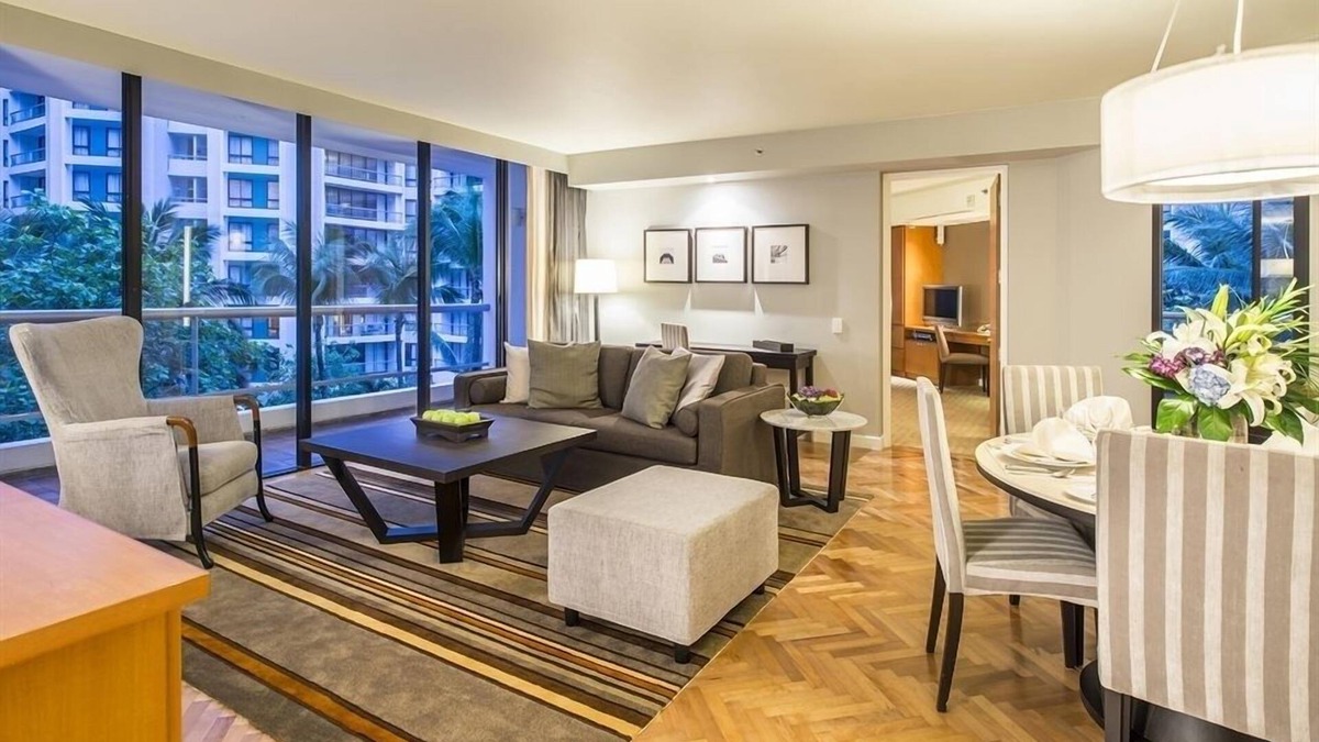 Chong Nonsi House | Deluxe Two Bedroom Suite Room Only 1