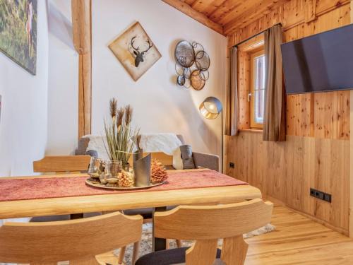 Weisspriach Apartment | Deluxe Zirberl Top 1