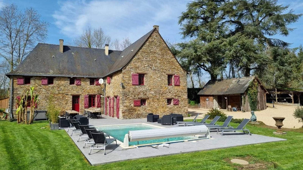 Combree House | Demeure 18 ème Swimming pool and Spa 20 people