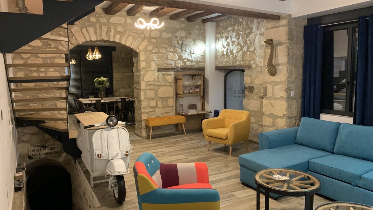 Hautevesnes House | Demeure de Charme Alliant L'authenticité des Vieilles Pierres et Modernité