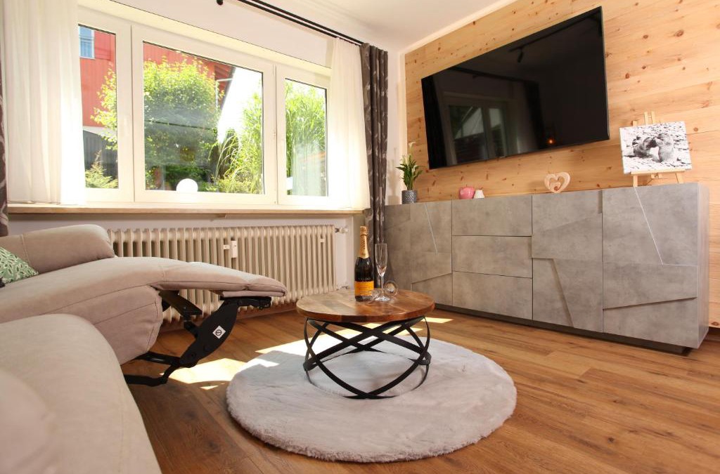 Sonthofen Apartment | #demmi´s Zirbenstube