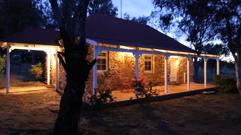 Buckland Ski Chalet | Dempster Cottage